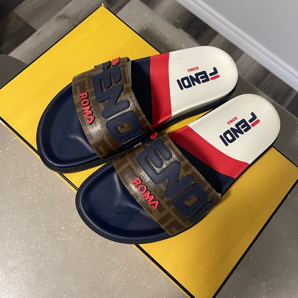 FENDI MENS SLIDES